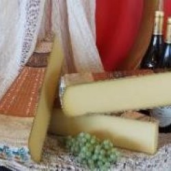 Fromage de Franche Comté AOP fruité 12 mois d'affinage (minimum)