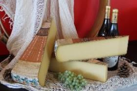 Fromage de Franche Comté AOP fruité 12 mois d'affinage (minimum)